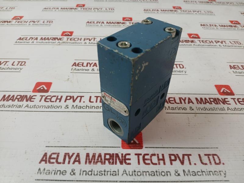 Rexroth 3710200000 Pneumatic & Control Valve 15W04 7291