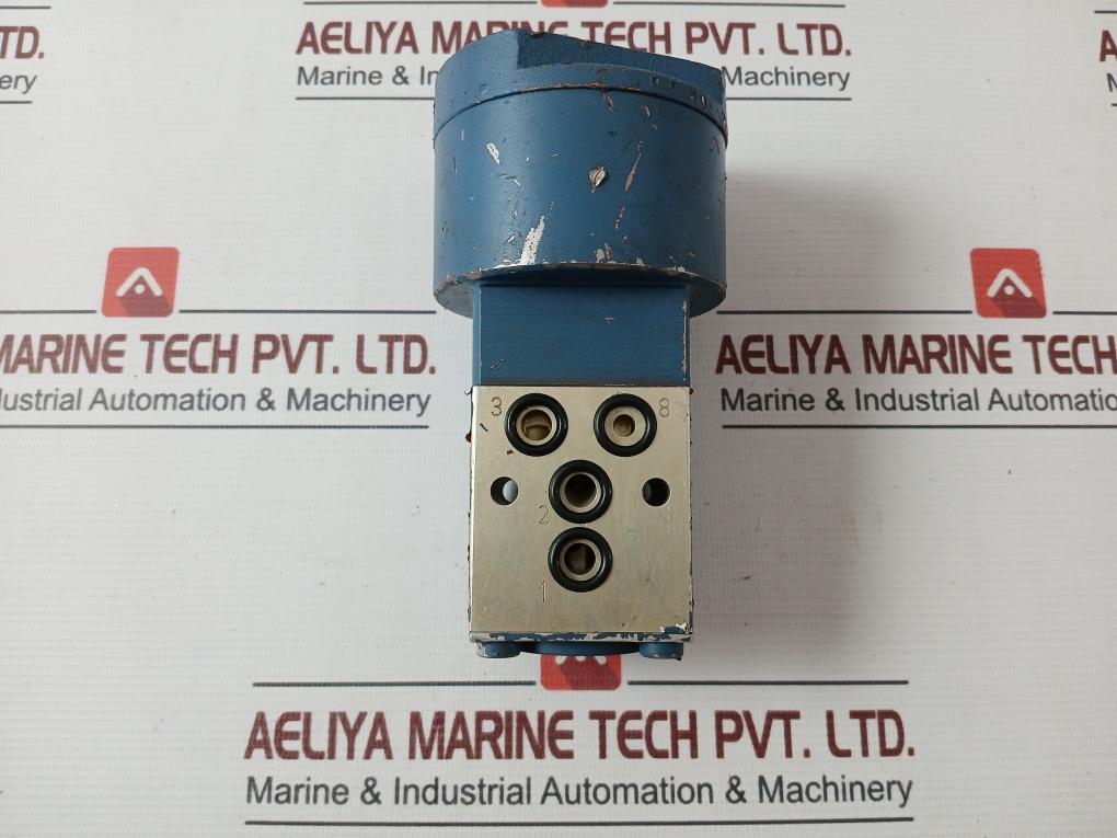 Rexroth 3710302000 Directional Control Valve 05W32