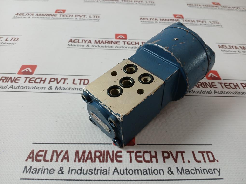 Rexroth 3710302000 Directional Control Valve 05W32