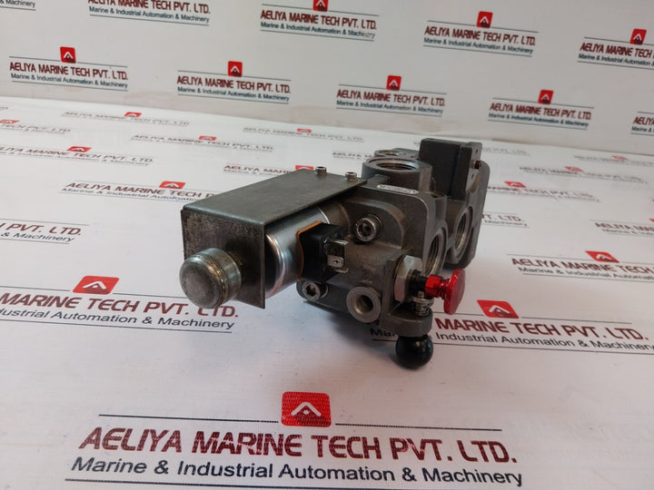 Rexroth 3711100200 Pneumatic 3/2 Way Directional Control Valve 24Vdc Ip65