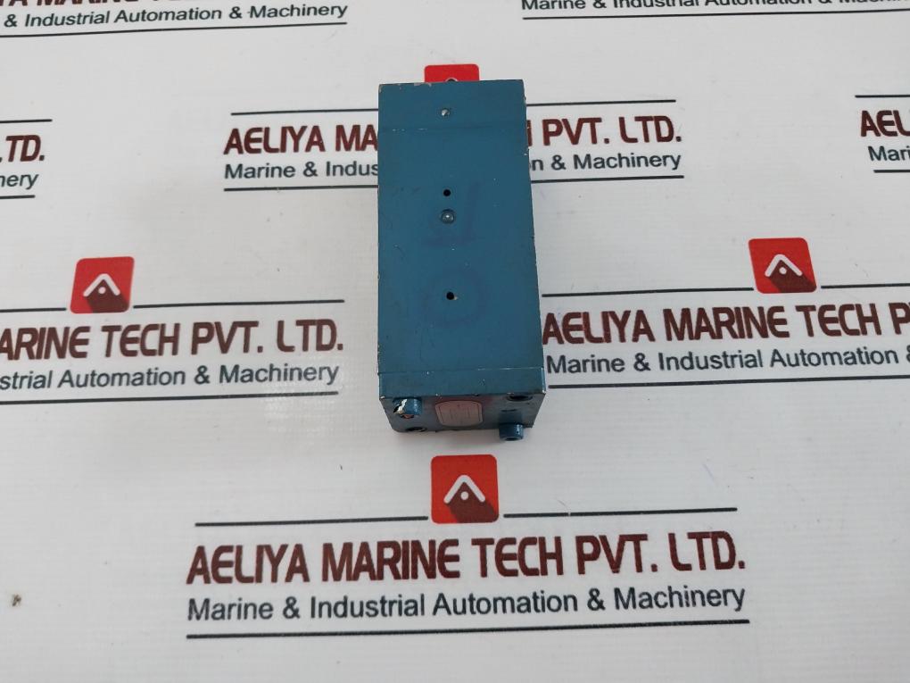 Rexroth 3712041000 Pneumatic Directional Control Valve 7291