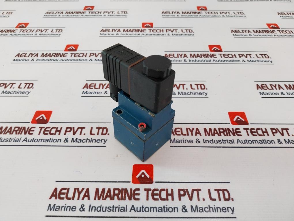 Rexroth 3722250220 Pneumatic Directional Valve 0998, 24V