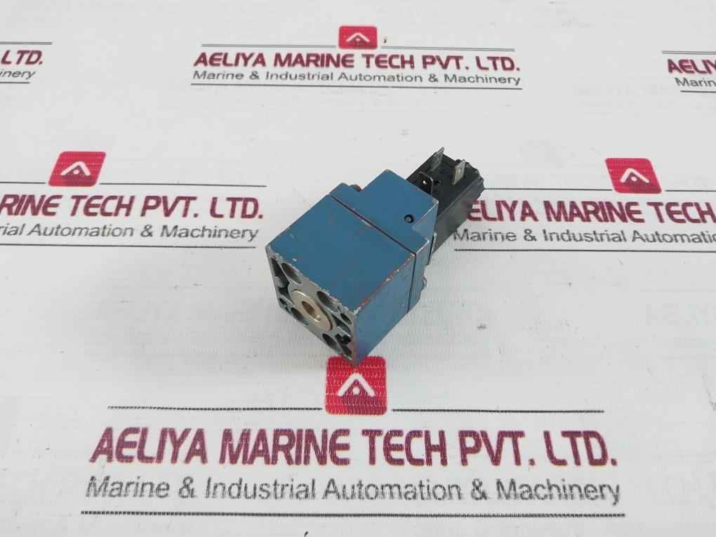 Rexroth 3722250220 Pneumatic Directional Valve 24V 10 Bar Max