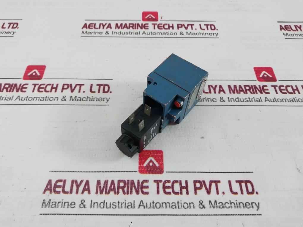 Rexroth 3722250220 Pneumatic Directional Valve 24V 10 Bar Max