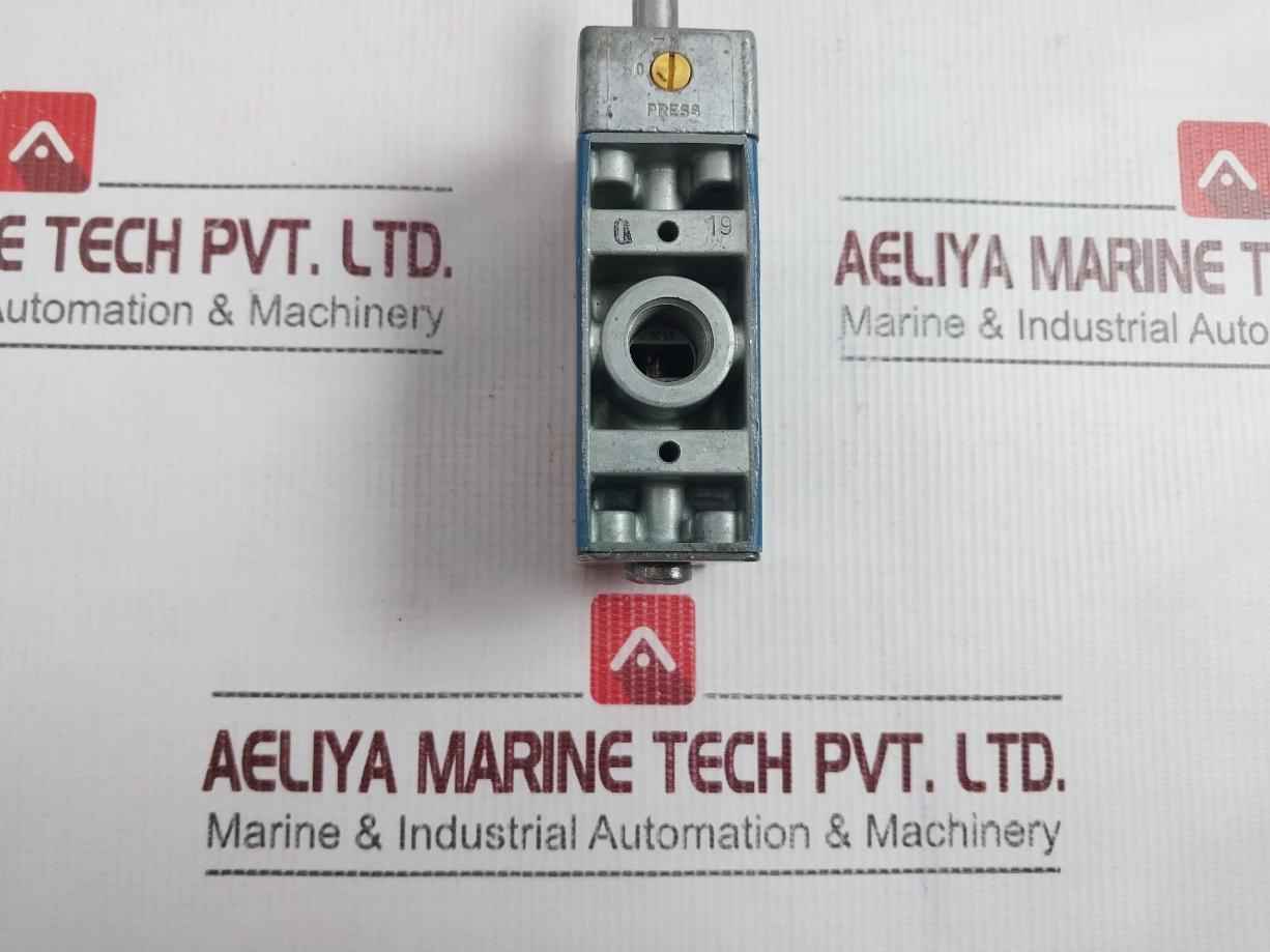 Rexroth 3723522220 Pneumatic Control Valve