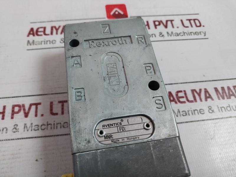 Rexroth 3726572220 Pneumatic & Control Valve 17W09 3420700820 24V Dc 4.5W
