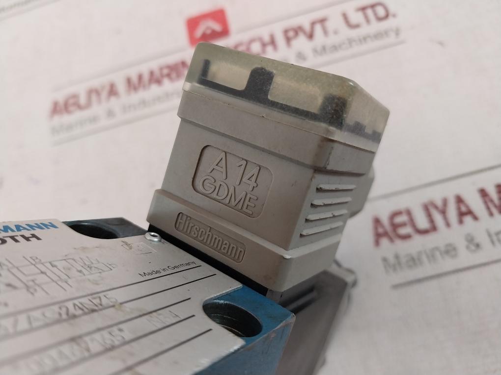 Rexroth 4We 6 J53/Ag24Nz5 Directional Control Valve 24V Dc 26W Gu35-4-a 305