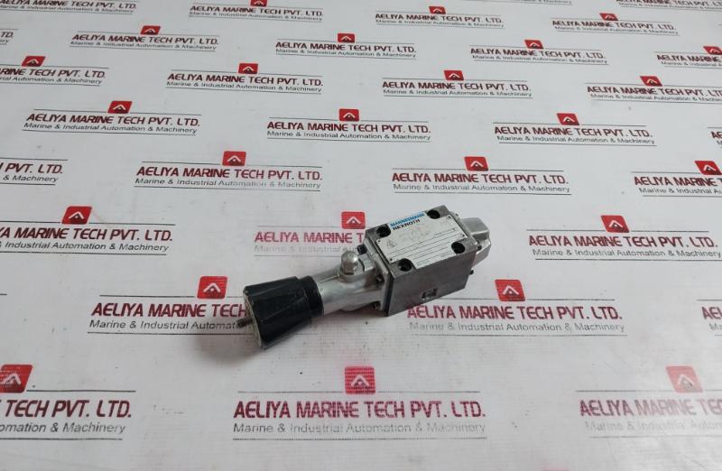 Rexroth 4Wmd 6 D52/F Hydraulic Directional Control Valve 476880/0