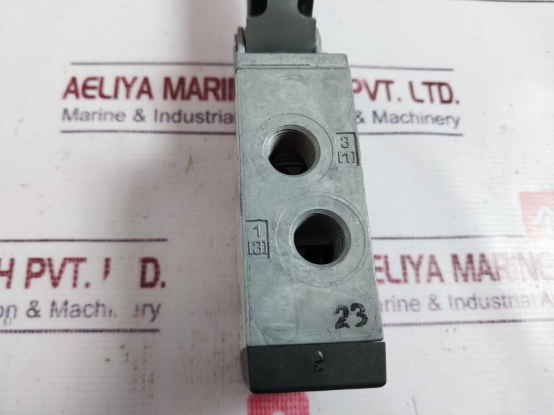 Rexroth 563-443-010-0 Manual Pneumatic Control Valve