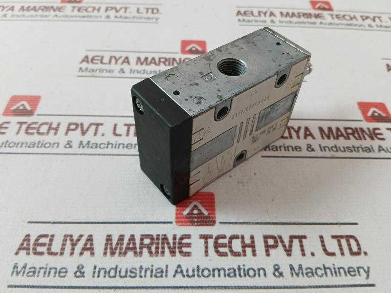 Rexroth 563 446 010 0 Directional Control Valve 7860 34.08