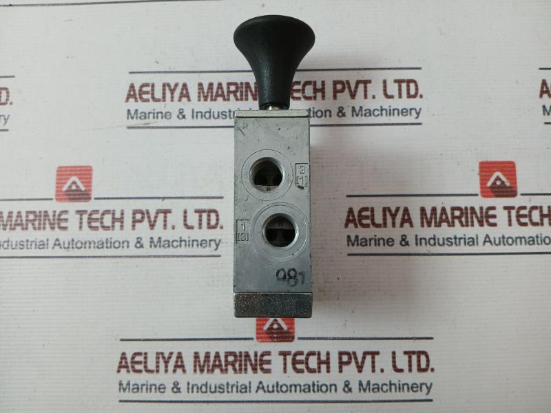 Rexroth 563 446 110 0 Directional Control Valve 7860 28.10