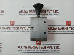 Rexroth 563 446 110 0 Directional Control Valve 7860 28.10