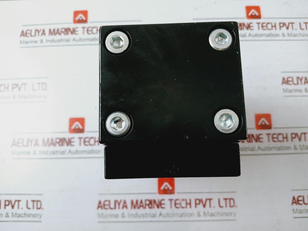 Rexroth 5672310000 Pneumatic Directional Control Valve 30 Bar