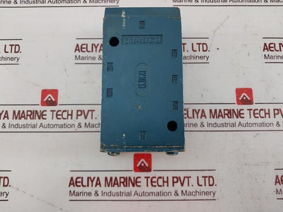 Rexroth 5711000100 Pneumatic Directional Valve 002 0594
