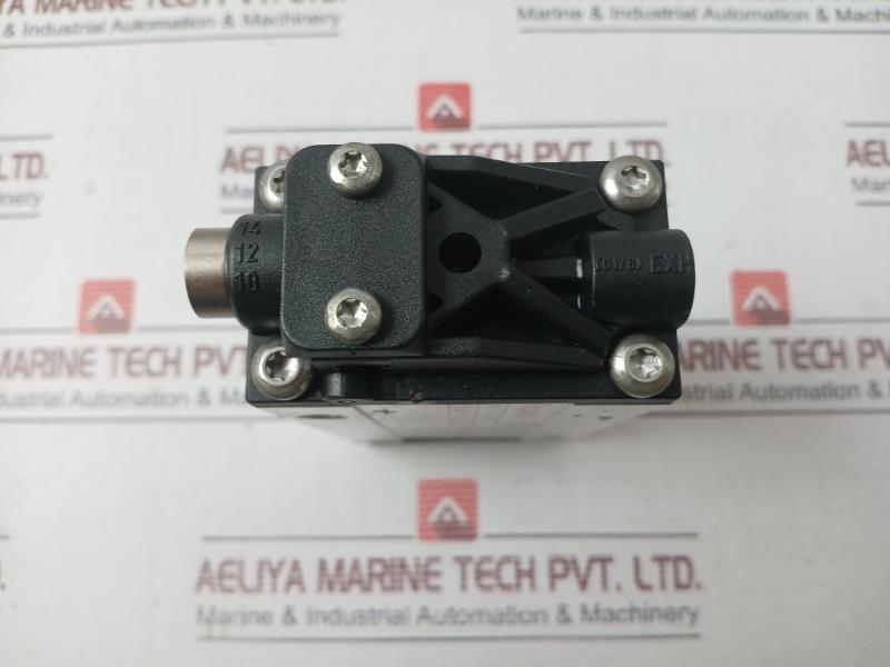 Rexroth 5711100300 Piloted Air Control Valve 2-10 Bar 95-16/P