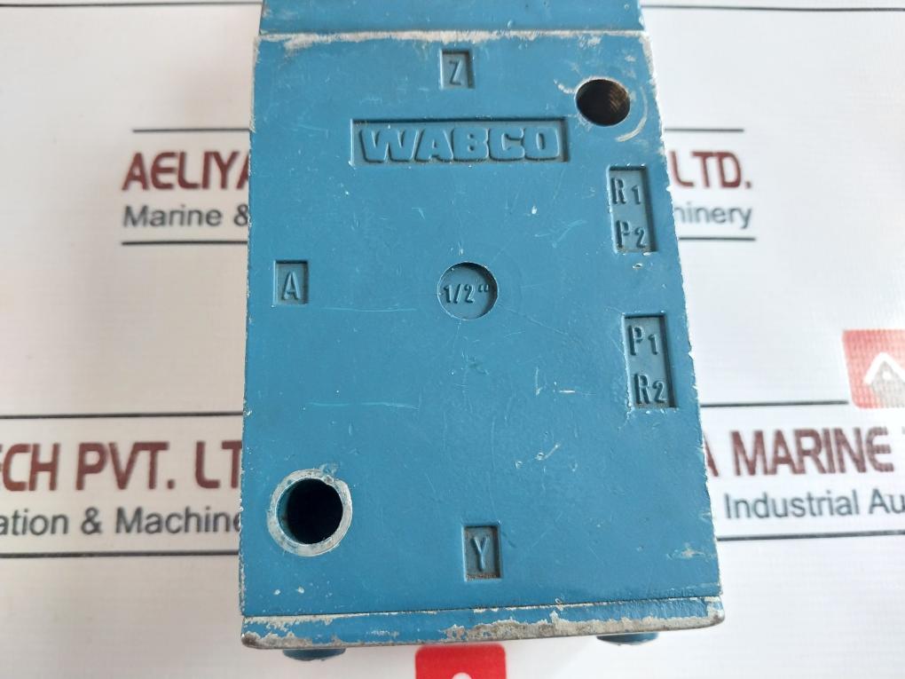 Rexroth 5724150220 Pneumatic Directional Valve 110V 50/60Hz