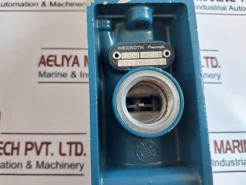 Rexroth 5724150220 Pneumatic Directional Valve 110V 50/60Hz