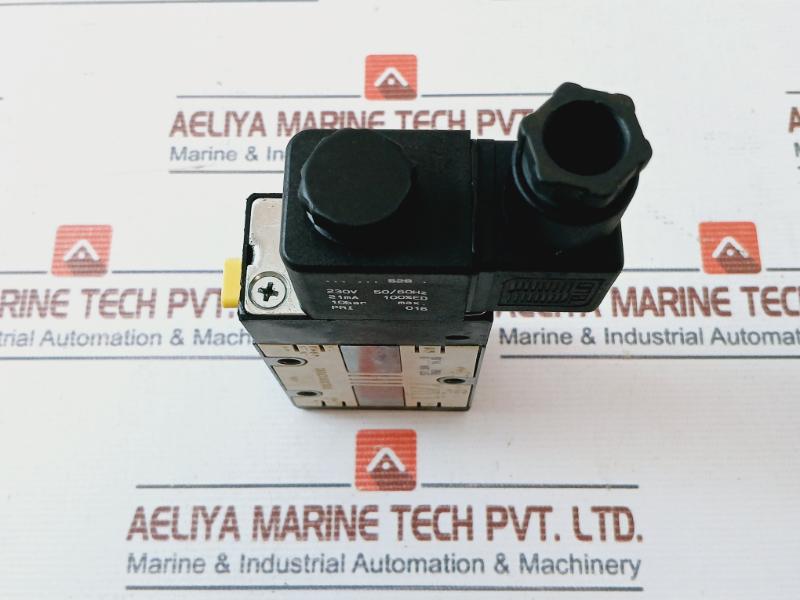 Rexroth 577 208…0 Pneumatic Solenoid Valve 230V 50/60Hz 10Bar Max.