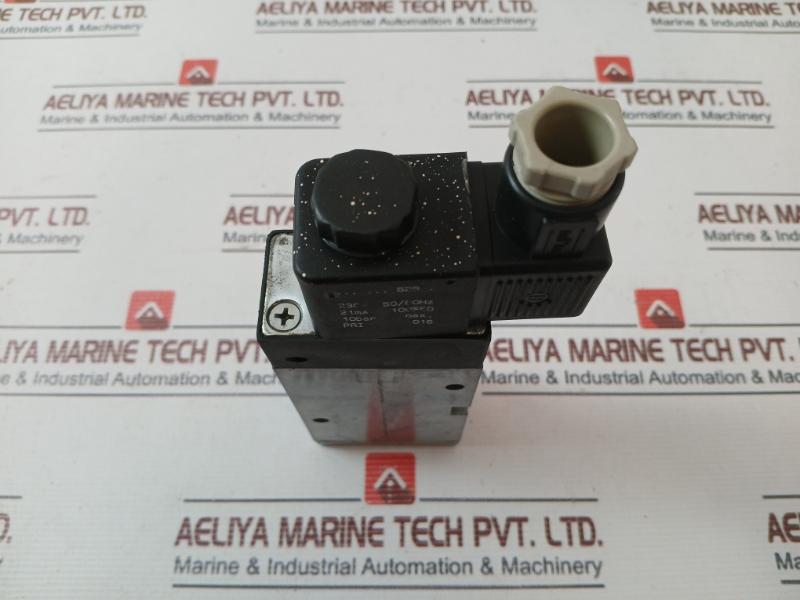 Rexroth 577 607...0 Pneumatic Solenoid Valve 002 12.01 230V 50/60 Hz 10Bar Max
