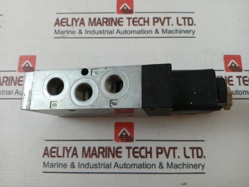 Rexroth 577 607...0 Pneumatic Solenoid Valve 002 12.01 230V 50/60 Hz 10Bar Max