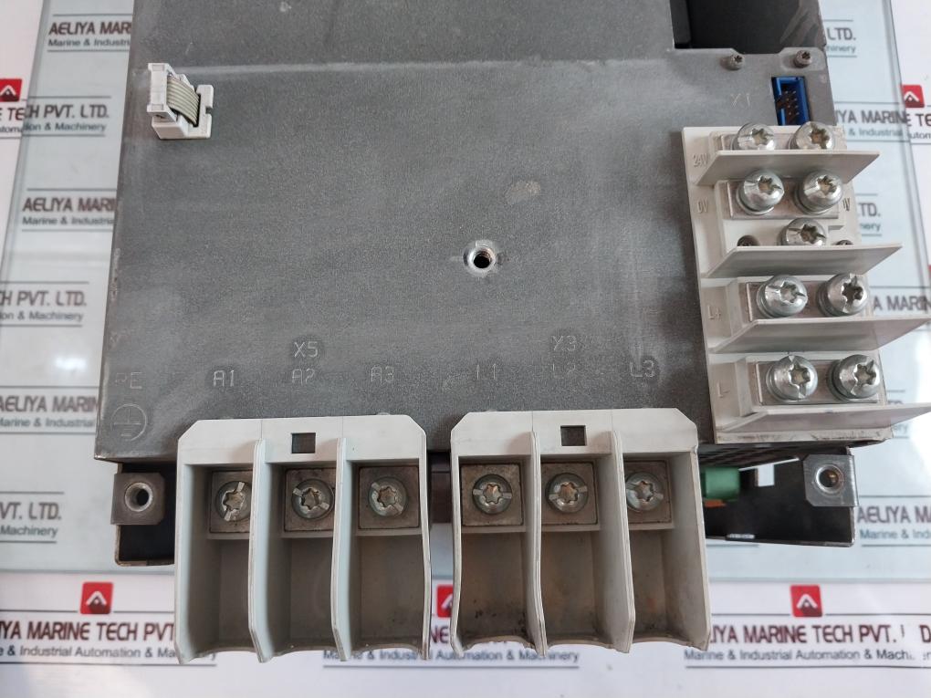 Rexroth Hcs03.1e-w0100 Indradrive C Servo Drive 40˚c 50/60hz