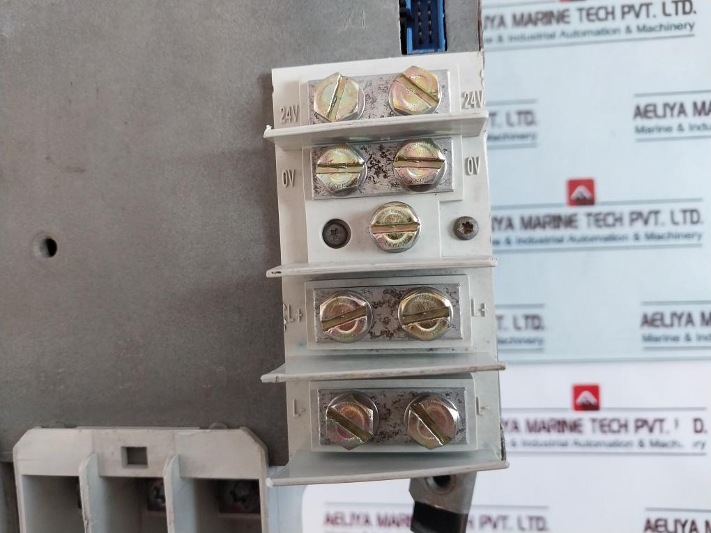 Rexroth Hcs03.1E-w0100 Indradrive Hcs03 Servo Drive 42000A