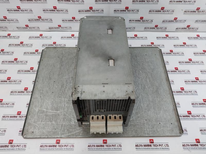 Bosch Rexroth Hcs03.1E-w0150-a-05-nnbv Indradrive Compact Converter 106A 50-60Hz