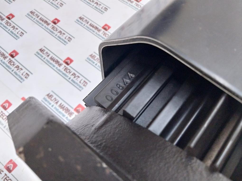 Bosch Rexroth Mad160C-0200-sa-c0-bg0-35-n3 3 Phase Induction Motor 600V 99.9A