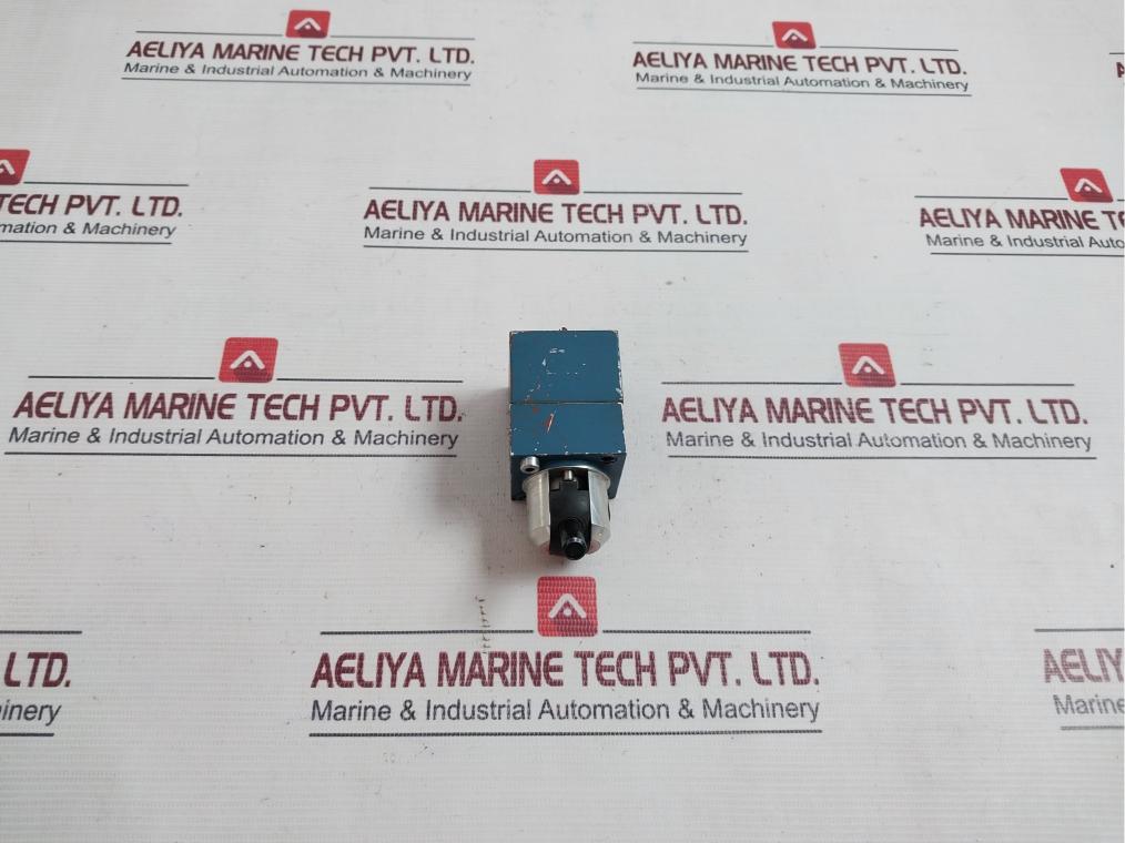 Rexroth Mecman 3631270000 Directional Control Valve