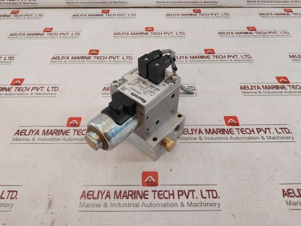 Rexroth P-031112-02010 Pneumatic Pressure Control Valve 06W49 7291 4406-98