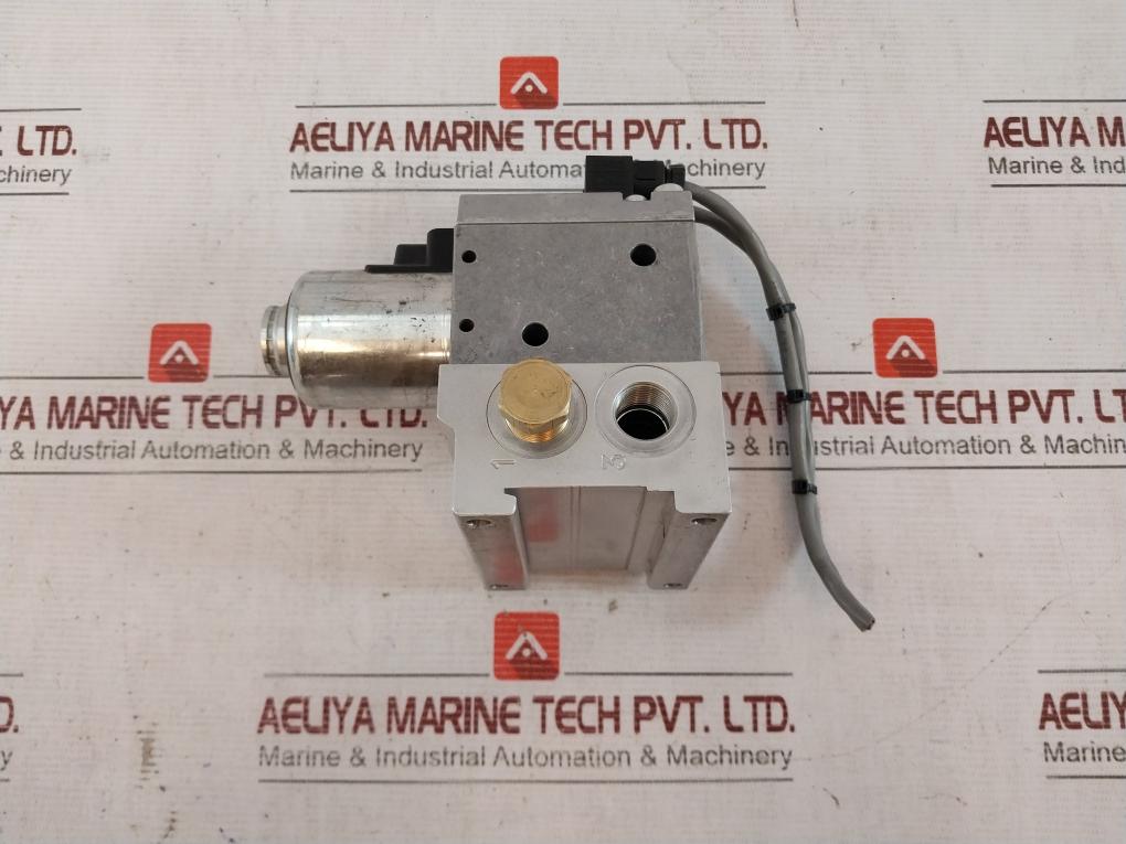Rexroth P-031112-02010 Pneumatic Pressure Control Valve 06W49 7291 4406-98