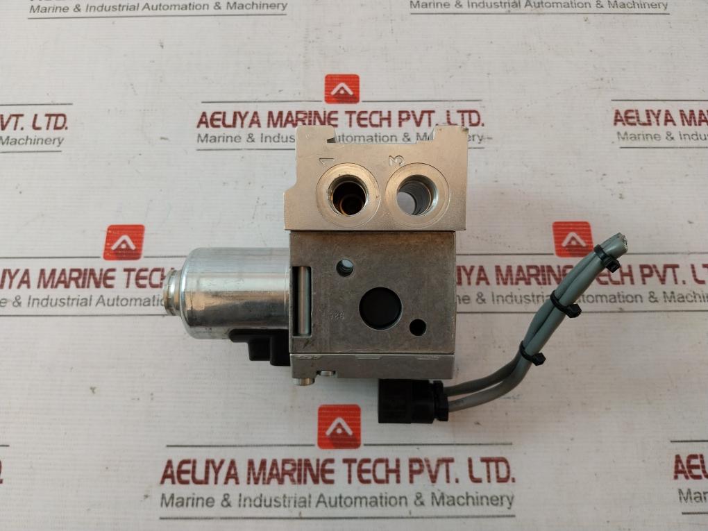 Rexroth P31112-02010 Pressure Regulator 0-10 Vdc 0-100Psi 24V Dc