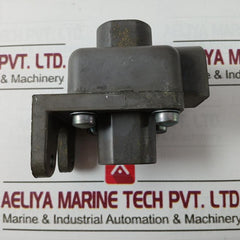 Rexroth P54350-3 Shuttle Valve