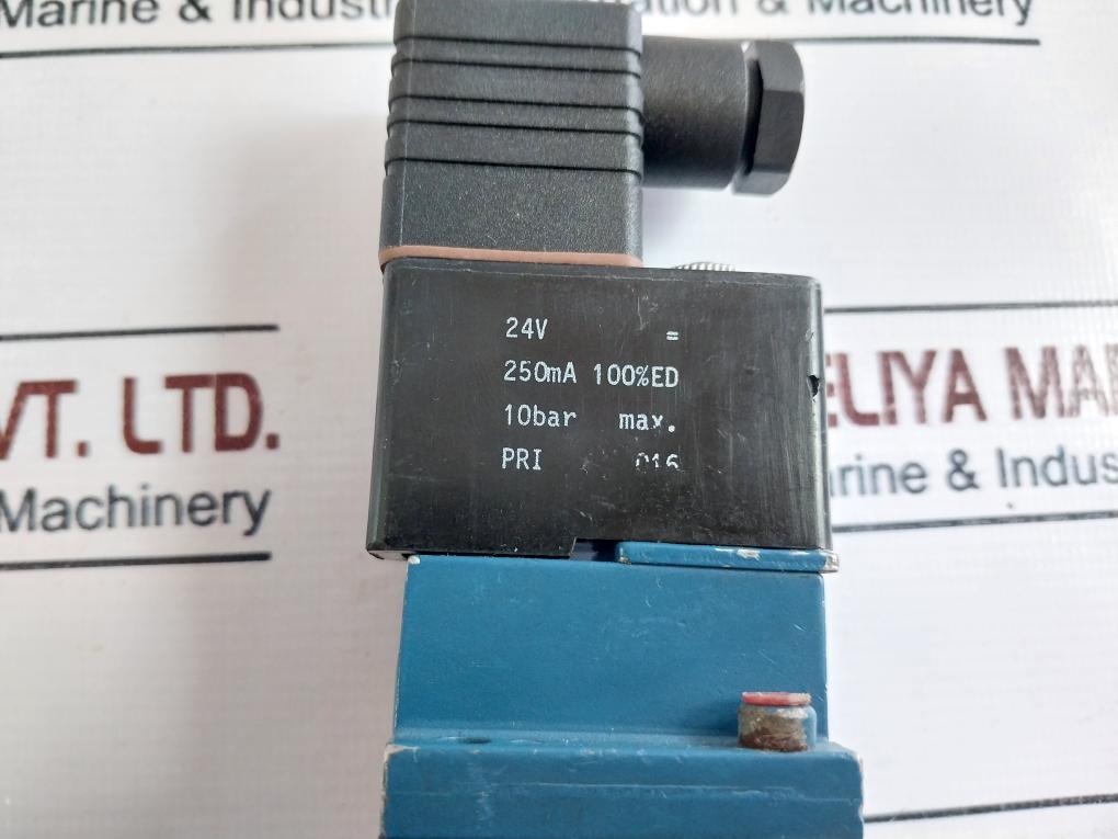 Rexroth Pneumatik 3722280220 Pneumatic Control Valve 24V