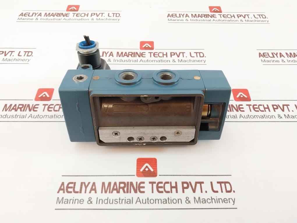 Rexroth Pt24106-9100 Pneumatic Directional Valve 06W20 150 Psi Mh17440 24V