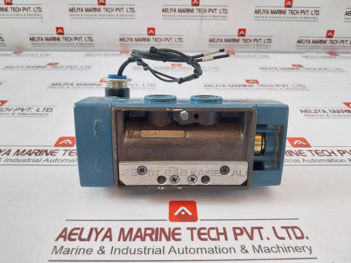 Rexroth Pt24106-9100 Pneumatic Directional Valve 120V 60Hz 8.7W 150 Psi