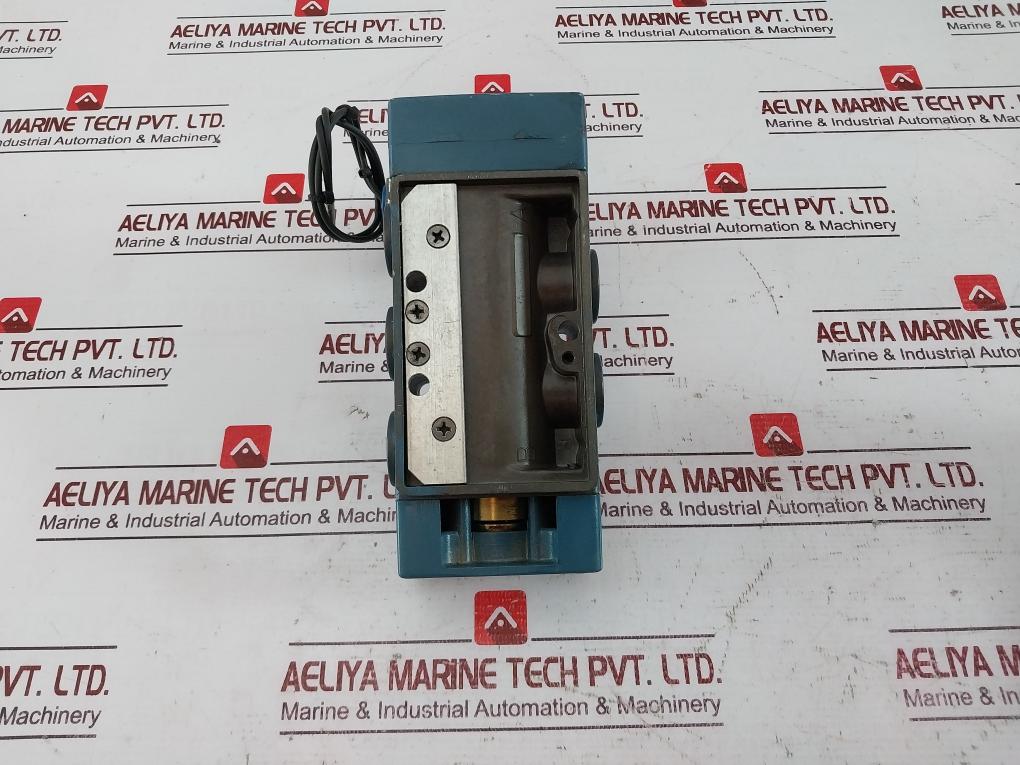 Rexroth Pt24106-9100 Pneumatic Directional Valve P50861-3 150 Psi 9.5W