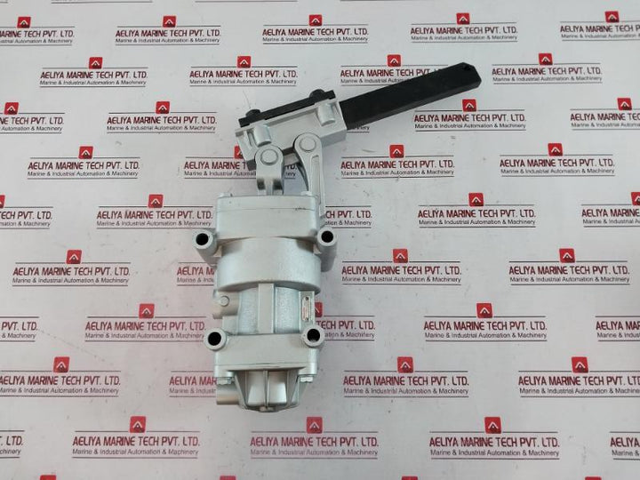 Rexroth R417000184 Pneumatic Actuator 323 020 011 6, 08W26