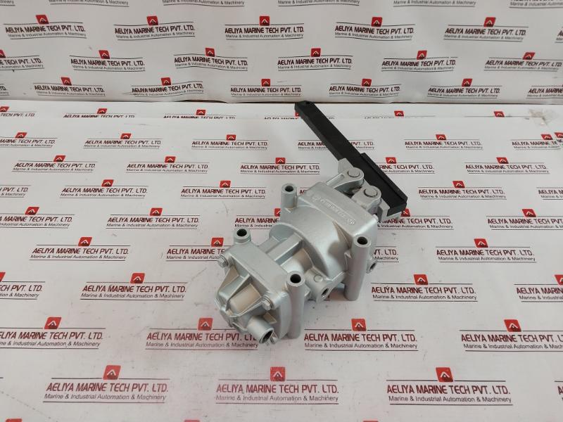 Rexroth R417000184 Pneumatic Actuator 323 020 011 6, 08W26