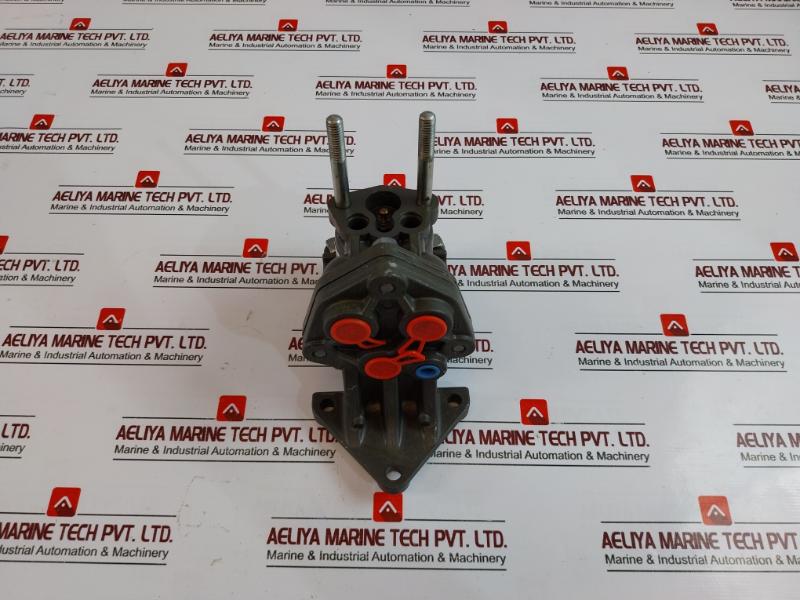 Rexroth R431004910 H-5 Relay Air Valve Vlv 200 Psi 13w51 7877