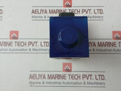 Rexroth R900561291 Directional Control Valve 808825Q 31036331076