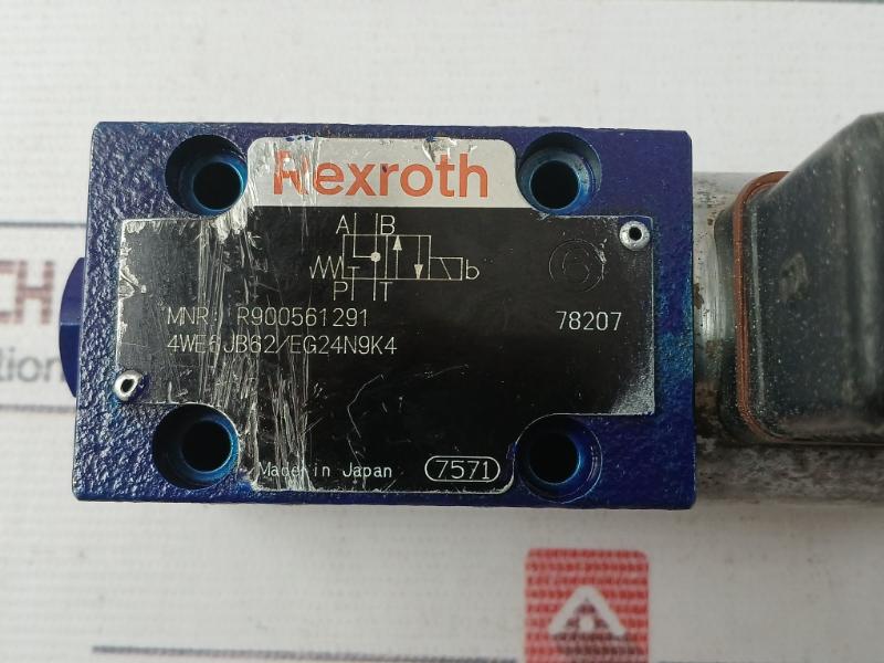 Rexroth R900561291 Directional Control Valve 808825Q 31036331076