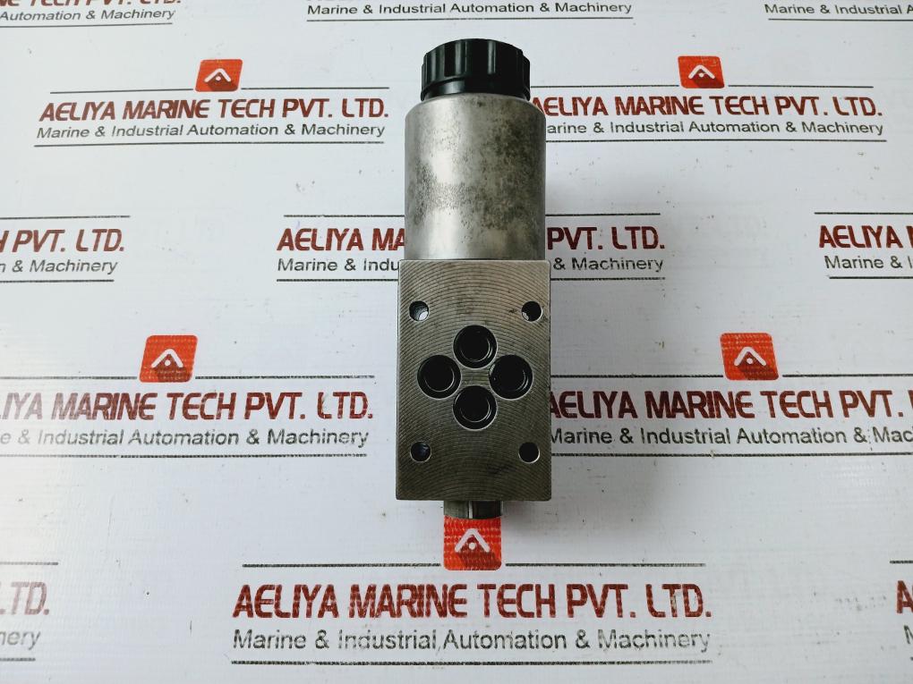 Rexroth R900561291 Solenoid Operated Directional Control Valve 09116262114