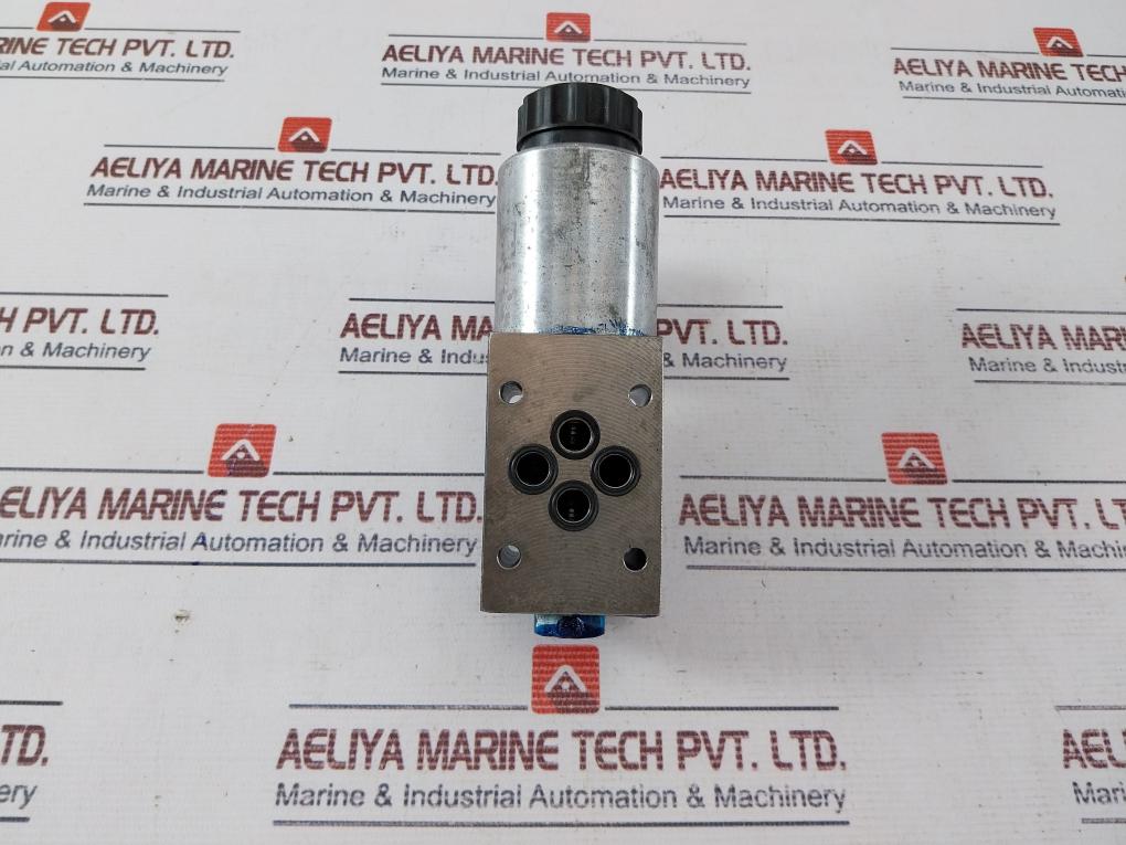 Rexroth R900561291 Solenoid Operated Directional Control Valve 250V 16A