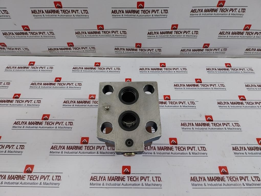 Rexroth R900709813 Two Stage Control Valve 24Vdc 1.25A