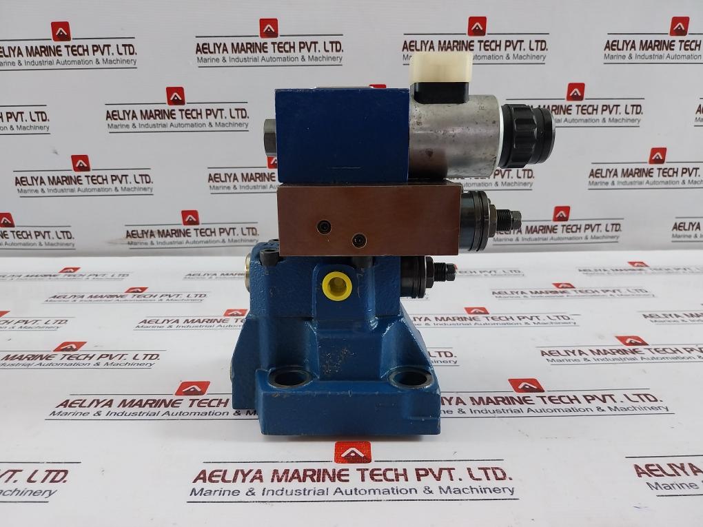 Rexroth R900709813 Two Stage Control Valve 24Vdc 1.25A