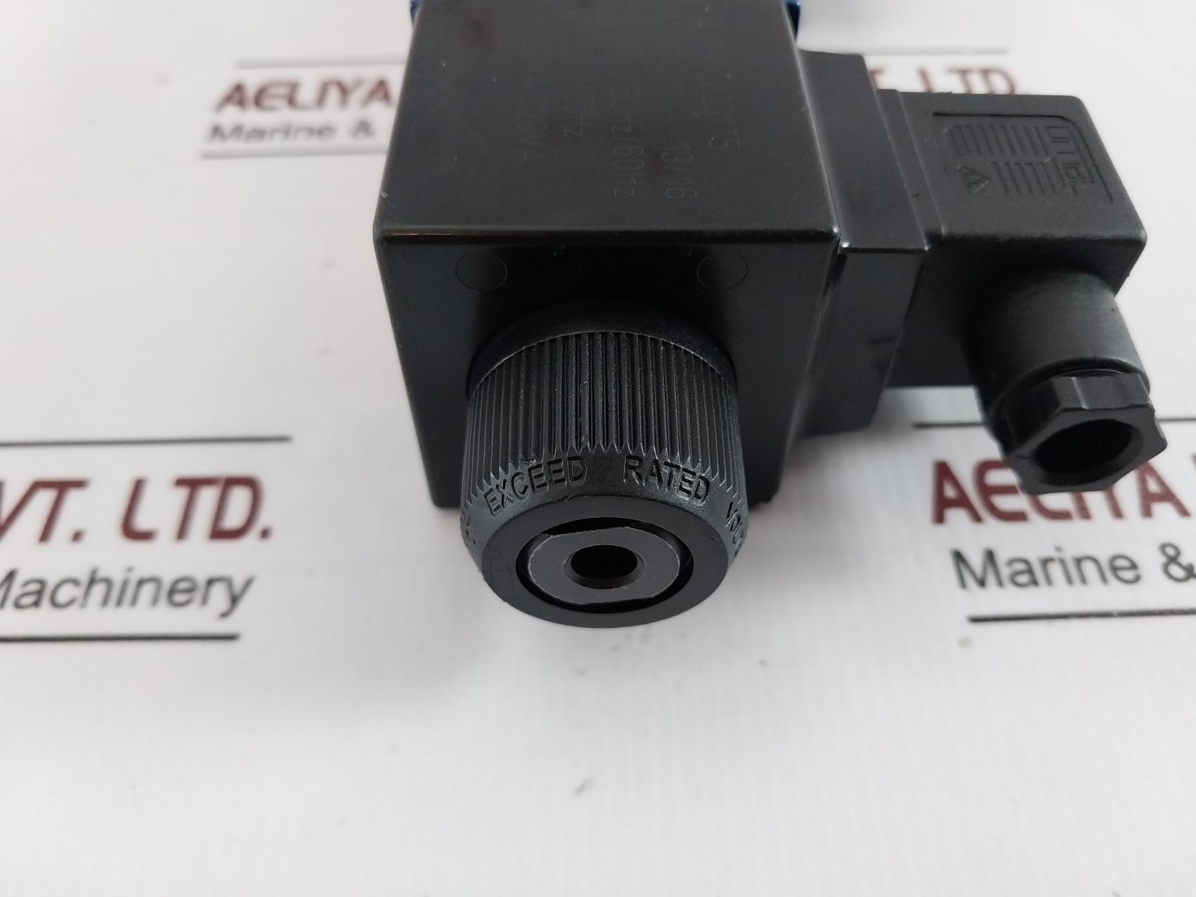 Rexroth R900911762 Directional Spool Valve W/ Coil R900020175 350 Bar 120V/60Hz
