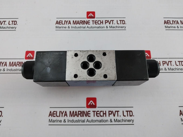 Rexroth R900911762 Directional Spool Valve W/ Coil R900020175 350 Bar 120V/60Hz