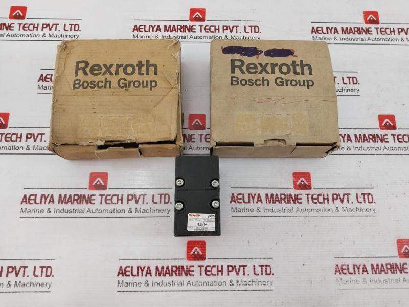 Rexroth Series 563 5632010000 Directional Valve 10 Bar 10W24