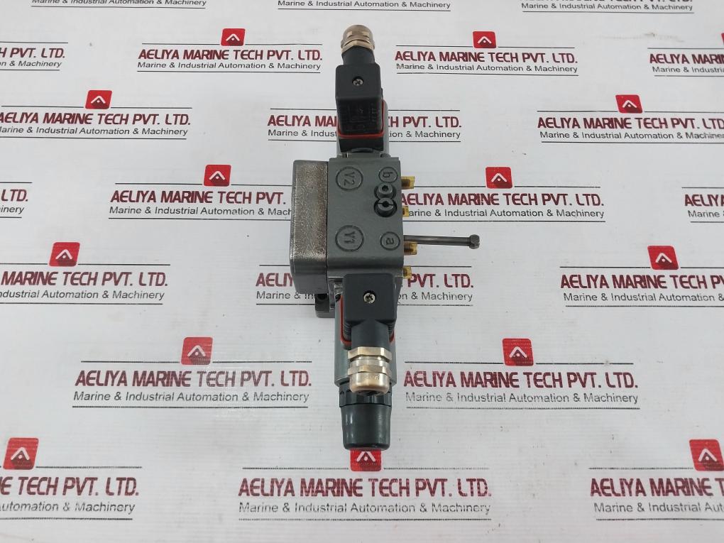 Rexroth Sg 3 Hydraulic Control Valve R902602653 24V 12B Gdm